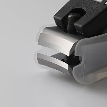 Amazon | 貝印 KAI 爪切り Type001 M 白 カーブ刃 日本製 KE0122